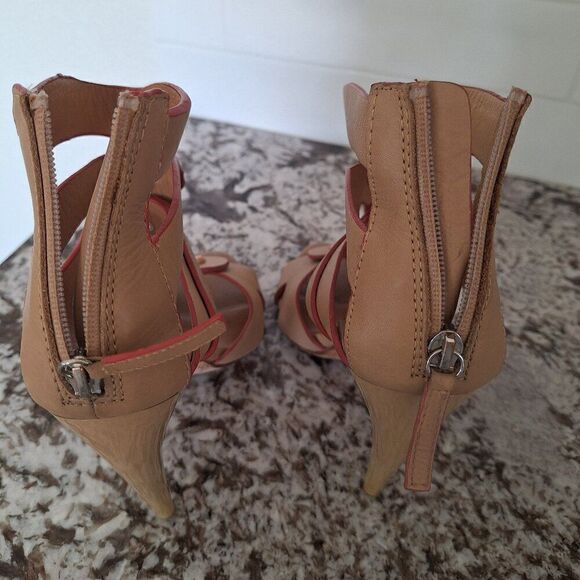 L.A.M.B Leather strappy nude heels sandals size 8.5 - Picture 6 of 14